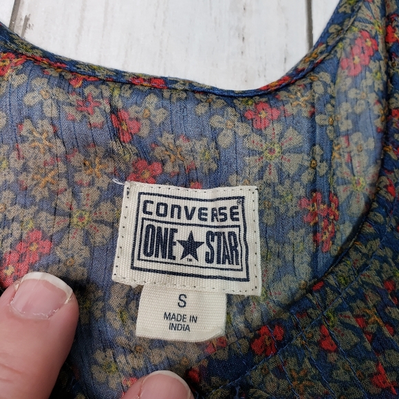 Converse One Star Sheer Chiffon Floral Print Top - Picture 3 of 5